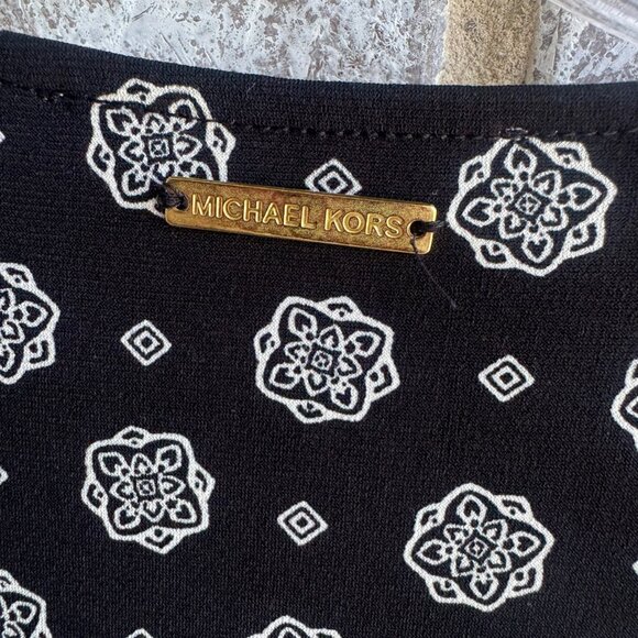 MICHAEL Michael Kors Sleeveless Lacing V-Neck Mandala Print Blouse Size S - Picture 7 of 8
